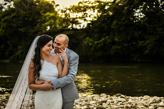 Wedding photographer Robinson Figueroa. Photo of 11.09.2019