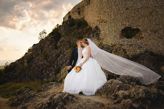 Fotógrafo de bodas Štefan Sakala. Foto del 01.06.2019