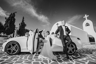 Wedding photographer Aris Kostemyakov. Photo of 11.02.2024