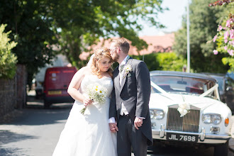 Fotógrafo de casamento Beverley Battersby. Foto de 02.07.2019