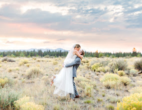 Fotografo di matrimoni Alicia Wood. Foto del 30.03.2020