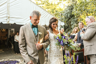 Wedding photographer Sarah . Photo of 09.03.2020