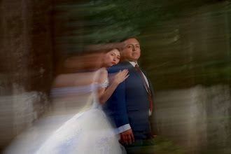 Wedding photographer Johnathan Luna. Photo of 15.04.2024