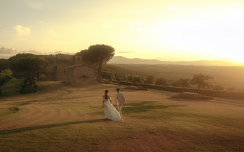 Wedding photographer Giuliano Lo Re. Photo of 12.10.2025