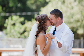 Photographe de mariage Sarah Gonia. Photo du 25.05.2023