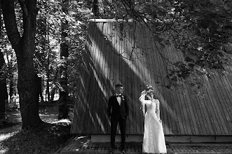 Wedding photographer Anton Serenkov. Photo of 30.10.2023