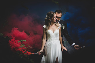Wedding photographer Alberto Ghiddi. Photo of 16.12.2020