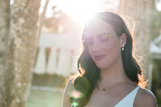 Wedding photographer Rebecca Wade. Photo of 02.05.2025