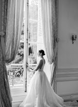 Wedding photographer Claire Eyos. Photo of 22.03.2021