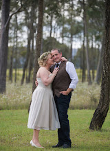 Fotógrafo de bodas Leighsa Cox. Foto del 12.02.2019