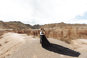 Wedding photographer Adilet Topchubaev. Photo of 05.06.2025