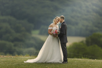 Fotografo di matrimoni Emilie Postec. Foto del 23.10.2020