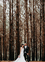 Fotógrafo de casamento Edu Guadencio  Ello Gues Fotografia. Foto de 18.04.2022