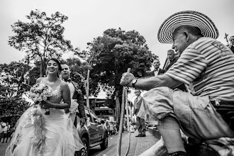 Huwelijksfotograaf Edward Perdomo. Foto van 12.07.2022