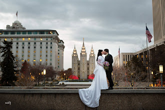 婚礼摄影师Brandon Burk. 11.05.2023的图片