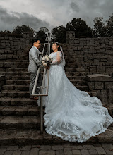 Wedding photographer Richard Solano. Photo of 22.05.2025