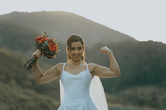Wedding photographer Bruno Calais. Photo of 06.08.2025