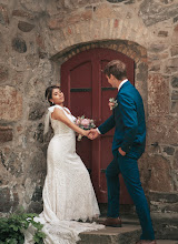Wedding photographer Elisa Bates. Photo of 09.07.2021