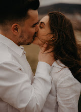 婚禮攝影師Vladut Tiut. 31.03.2023的照片