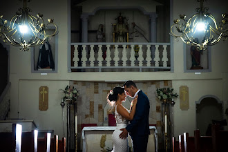 Fotógrafo de bodas Eduar Fonseca. Foto del 11.04.2025
