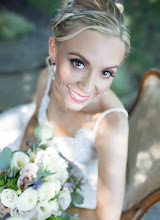 Wedding photographer Stephanie Gray. Photo of 09.03.2020