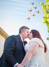 Wedding photographer Lisa Jennaway. Photo of 11.02.2019