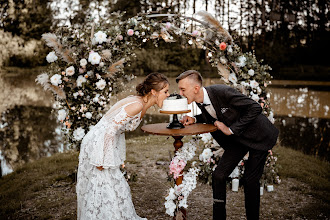 Fotografo di matrimoni Aleksandr Apanasovich. Foto del 16.10.2020