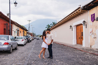 Wedding photographer Samantha Aguilar. Photo of 15.04.2025