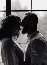 Nhiếp ảnh gia ảnh cưới Elena Okuneva. Ảnh trong ngày 16.08.2019