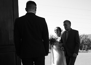 Bröllopsfotografer Elena Nefedova. Foto av 19.03.2024