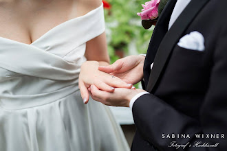 Wedding photographer Sabina Wixner. Photo of 30.03.2019