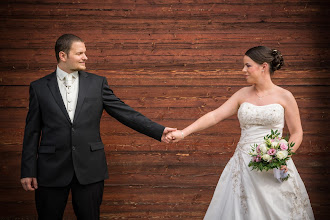 Fotógrafo de bodas Nikolett Senger. Foto del 03.03.2019