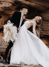 Nhiếp ảnh gia ảnh cưới Sophia Riesner. Ảnh trong ngày 30.03.2022