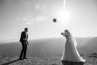 Wedding photographer Taur Cakhilaev. Photo of 12.12.2021