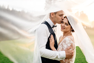 Fotógrafo de casamento Ksyusha Shakhray. Foto de 17.05.2021