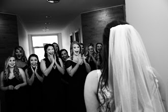 Wedding photographer Derek Couts. Photo of 28.02.2022