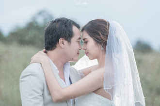 Fotógrafo de bodas Rawee Samrankit. Foto del 17.06.2018