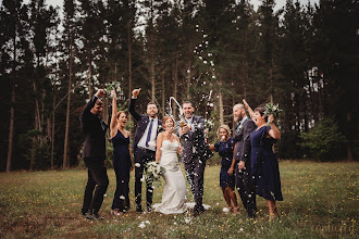 Wedding photographer Tahlia Dredge. Photo of 23.06.2020