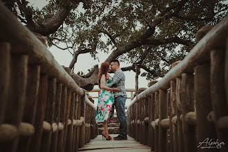 Fotógrafo de bodas Ossiel Castillo. Foto del 19.07.2018