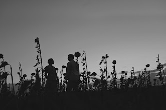 Düğün fotoğrafçısı Yuliya Loginova. Fotoğraf 07.09.2025 tarihinde