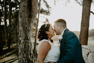 Wedding photographer Siobhan Beales. Photo of 02.07.2019