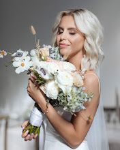 Wedding photographer Elena Yarmolik. Photo of 18.10.2022