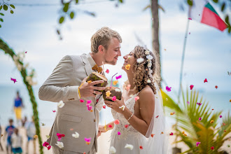 Wedding photographer Didier Law. Photo of 25.04.2019