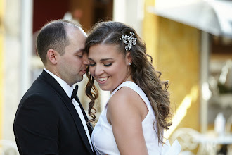 Bröllopsfotografer Giorgos Antoniadis. Foto av 12.04.2024