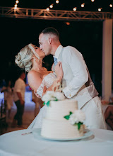 Wedding photographer Stiven Sanchez. Photo of 01.10.2024
