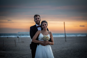 Wedding photographer Esteban Lago. Photo of 28.04.2024