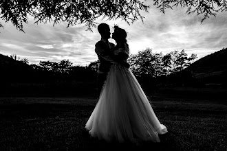 Весільний фотограф Emma Warley. Фотографія від 09.10.2023