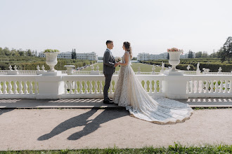 Wedding photographer Yuliya Sova. Photo of 28.10.2021