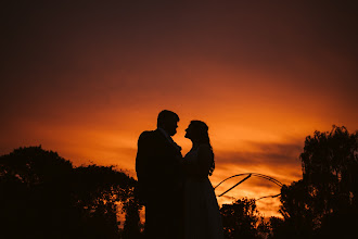 Wedding photographer Danny Heydon. Photo of 29.11.2023