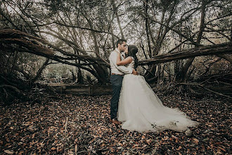 Fotógrafo de bodas John Zorrilla. Foto del 12.05.2019